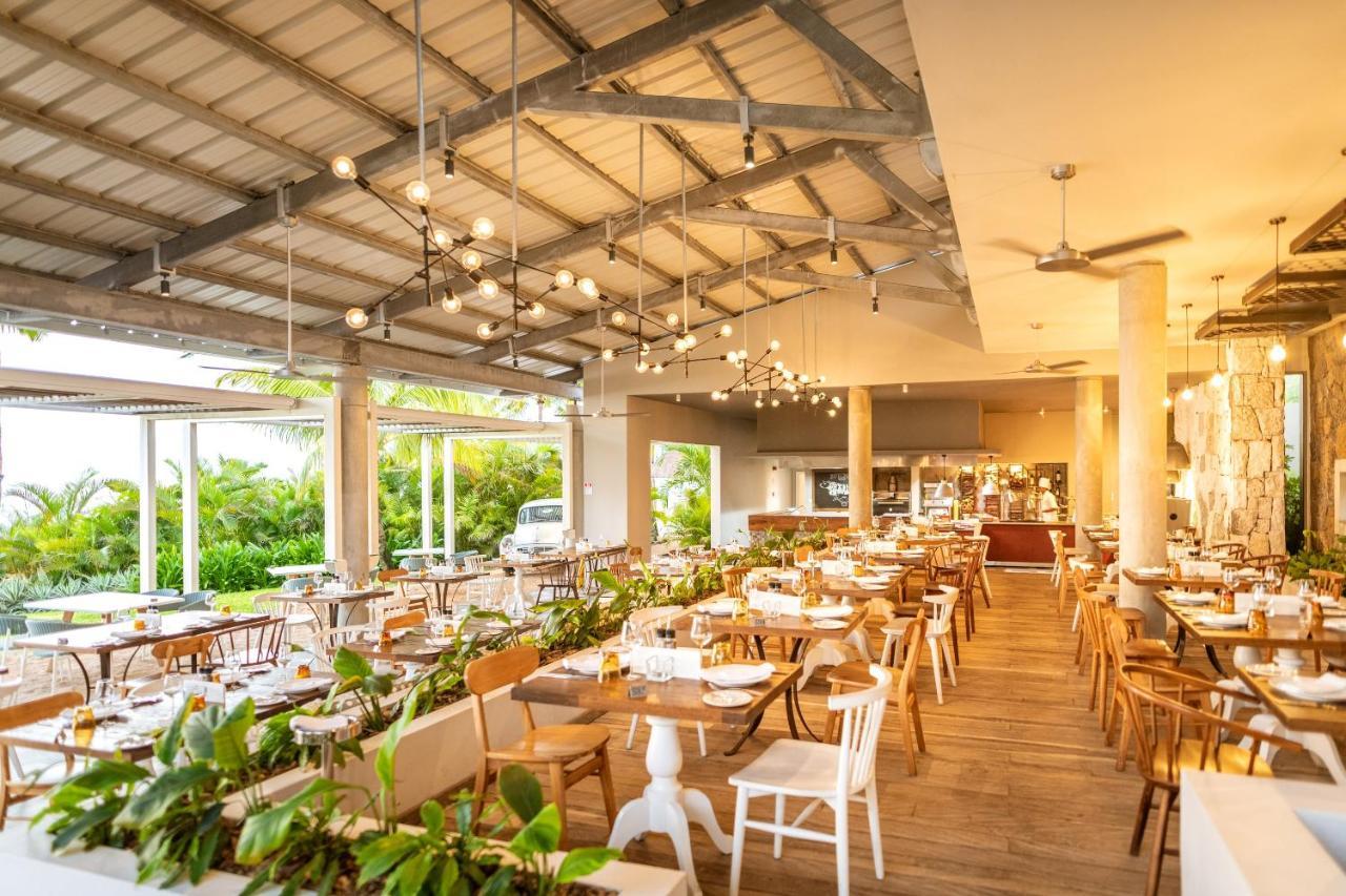 Victoria Beachcomber Resort & Spa - Victoria For 2 - Adults Only Pointe aux Piments Exteriör bild